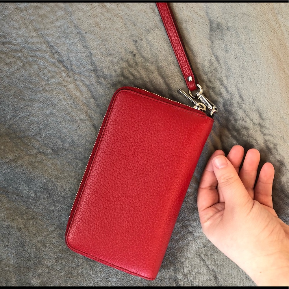 Red Michael kors cellphone wristlet - Picture 3 of 5